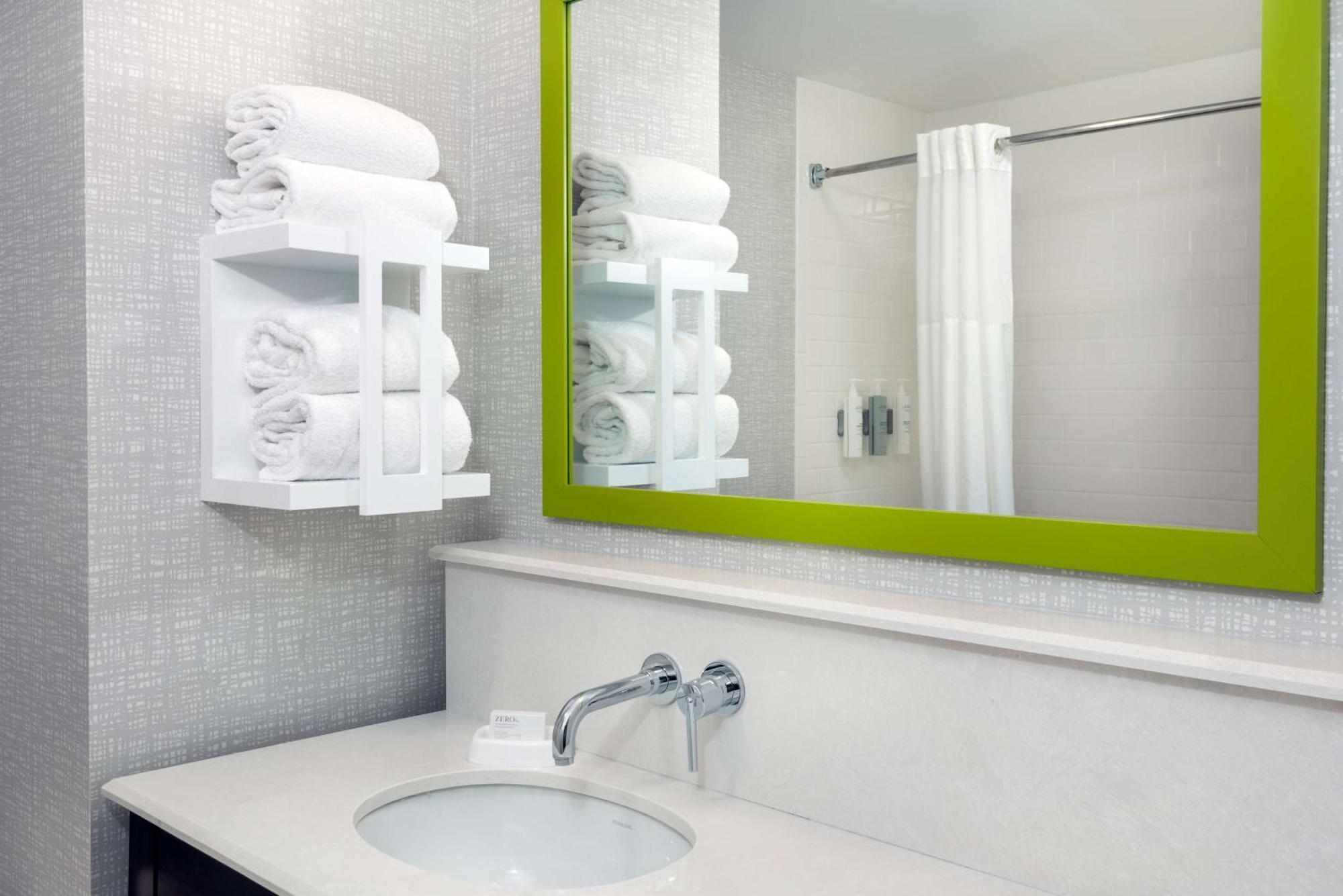 Hampton Inn Coventry-Warwick Area Ngoại thất bức ảnh