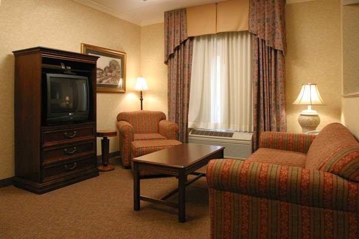 Hampton Inn Coventry-Warwick Area Phòng bức ảnh